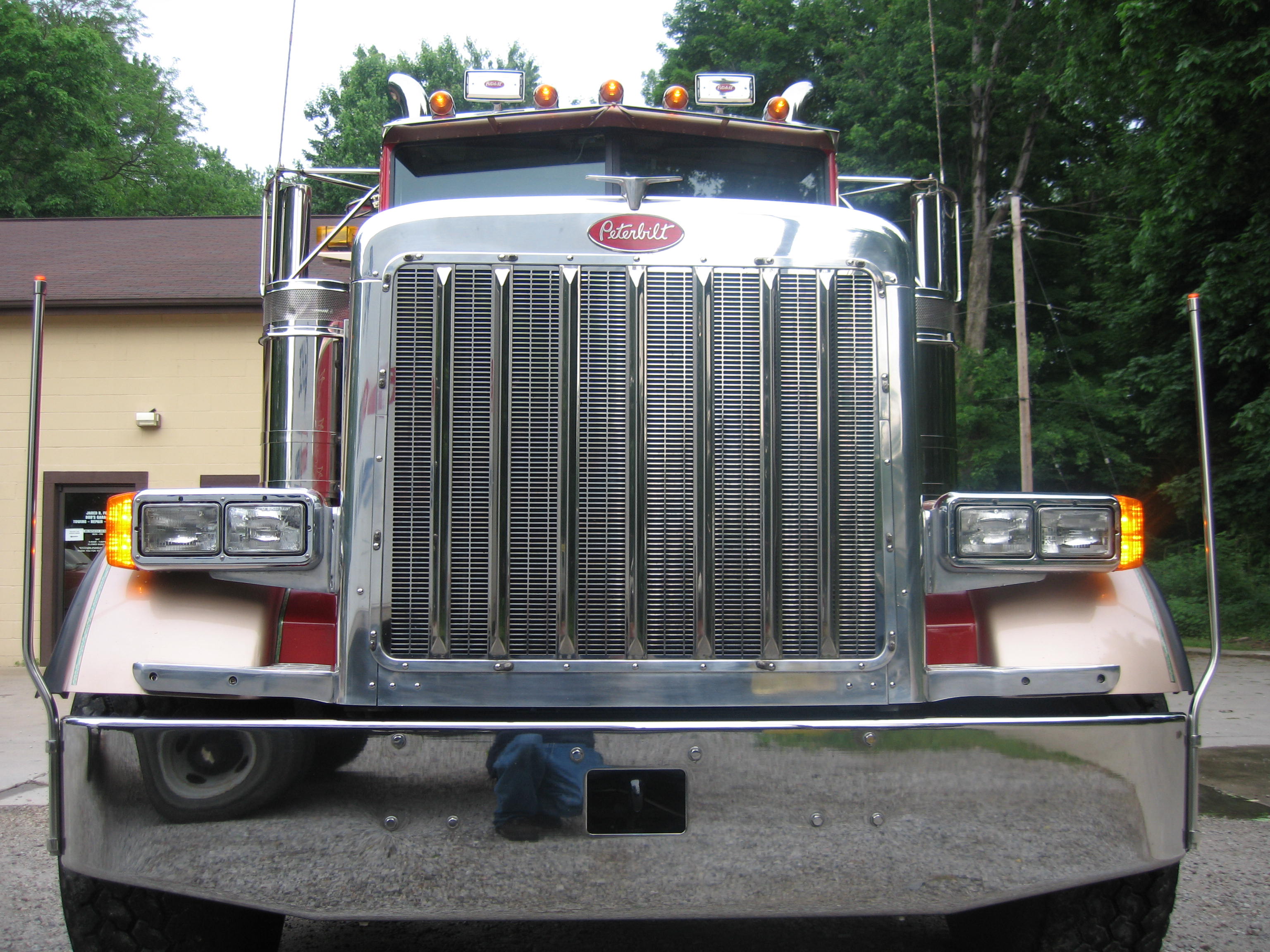 Bob's Garage & Towing